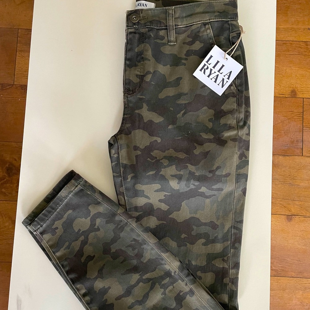 Camo Skinny Pant